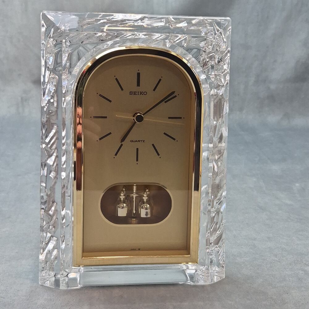 Vintage Seiko Cut Glass Quartz Lead Crystal Desk Clock w/ Pendulum QQZ127S Japan